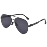 OpteLux OYH6813 Polarized Aviator Sunglasses – Black Frame Front View